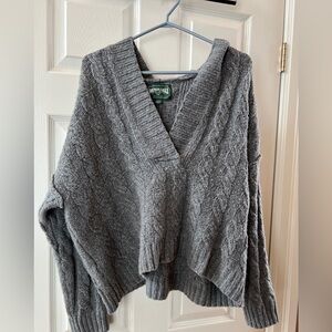 American Eagle Gray Cable Knit Sweater (with hood) M